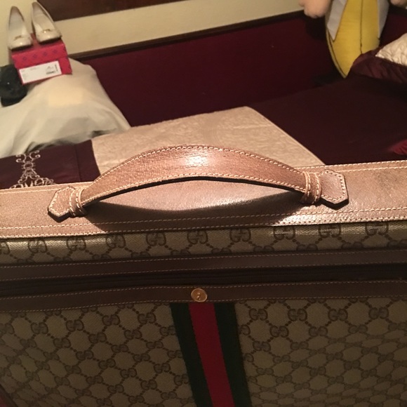 💯 Authentic carry on bag - Picture 2 of 7